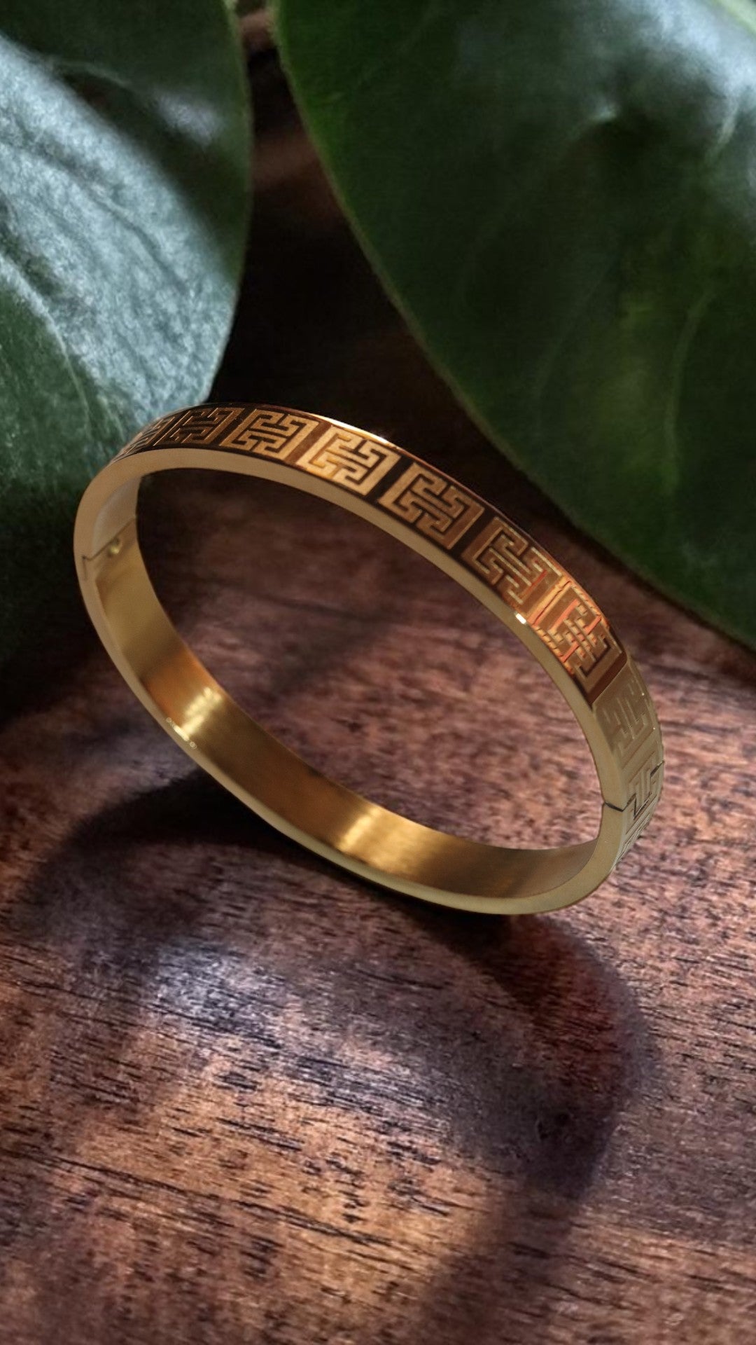 Golden designer Kada for Men | Stylish Gen-Z Men